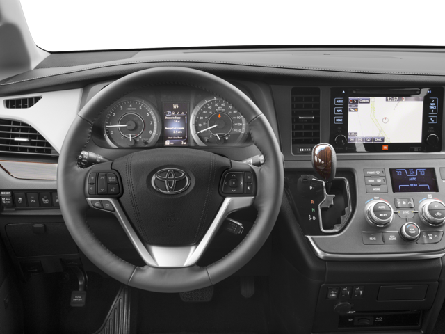 2017 Toyota Sienna XLE Premium 8 Passenger