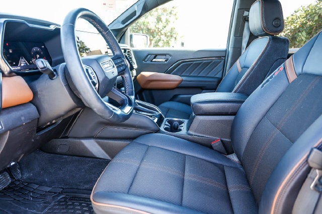 2024 GMC Canyon AT4