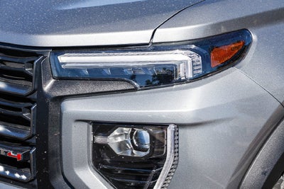 2024 GMC Canyon AT4