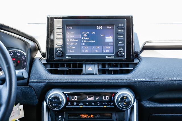 2020 Toyota RAV4 Hybrid LE