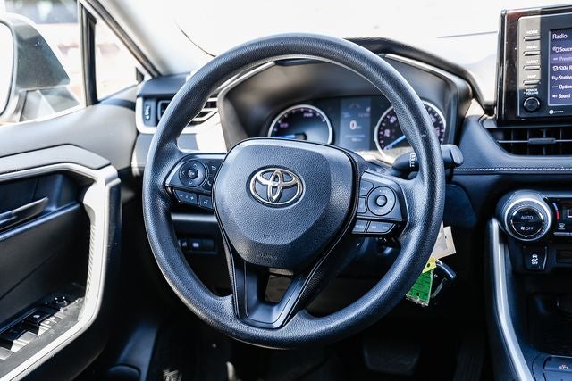 2020 Toyota RAV4 Hybrid LE