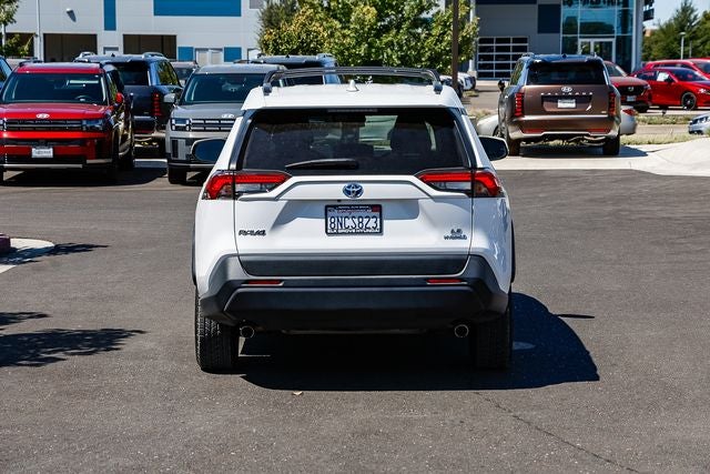 2020 Toyota RAV4 Hybrid LE