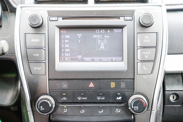 2017 Toyota Camry SE