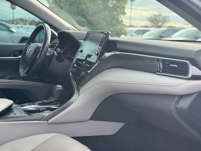 2022 Toyota Camry Hybrid XSE