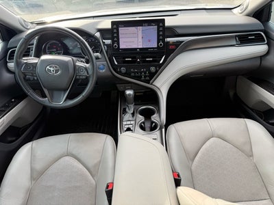 2022 Toyota Camry Hybrid XSE