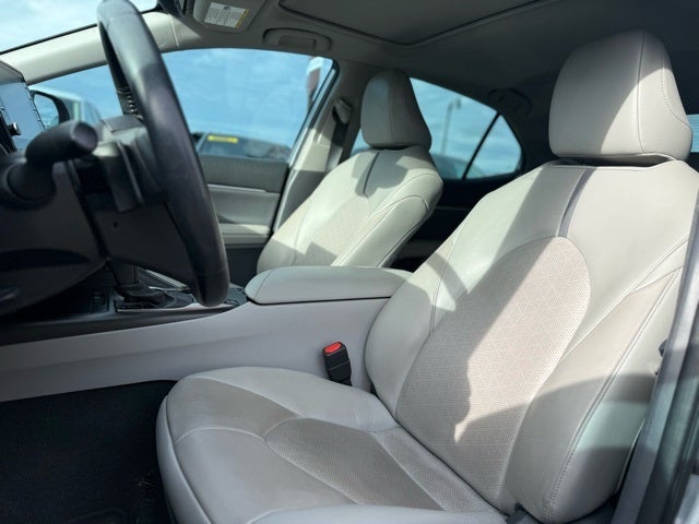 2022 Toyota Camry Hybrid XSE