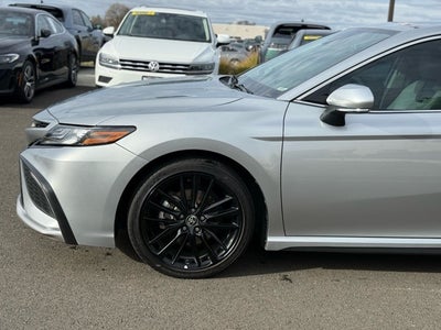 2022 Toyota Camry Hybrid XSE
