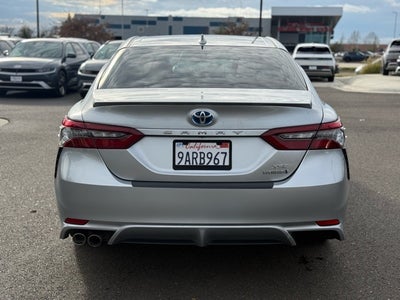 2022 Toyota Camry Hybrid XSE
