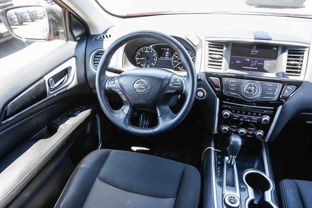 2019 Nissan Pathfinder SV