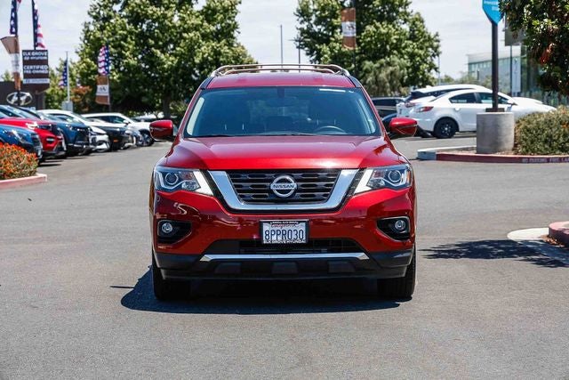 2019 Nissan Pathfinder SV