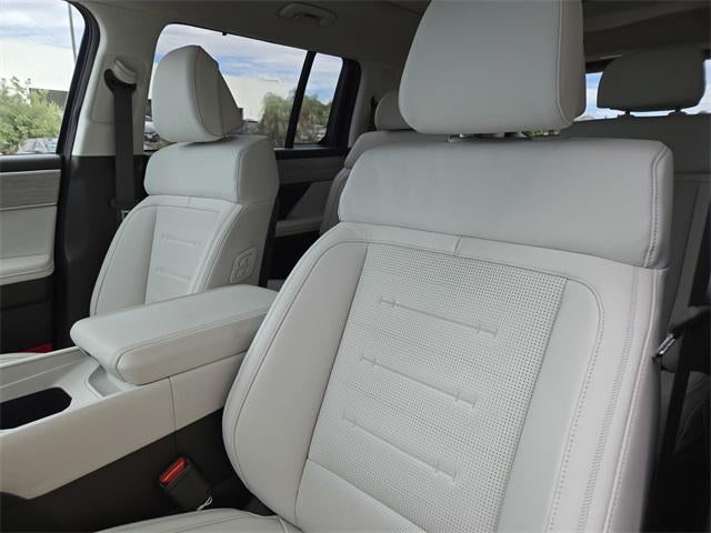 2025 Hyundai Santa Fe Hybrid Calligraphy