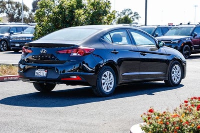 2020 Hyundai Elantra SE