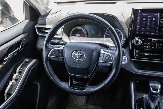 2020 Toyota Highlander Hybrid Platinum