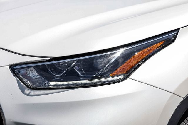 2020 Toyota Highlander Hybrid Platinum