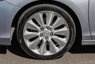 2017 Acura RLX Sport Hybrid Base w/Advance Package