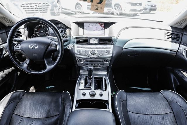 2017 INFINITI Q70L 3.7