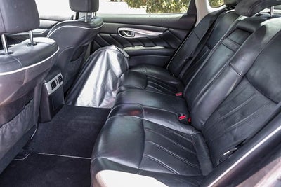 2017 INFINITI Q70L 3.7
