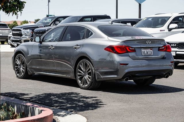 2017 INFINITI Q70L 3.7