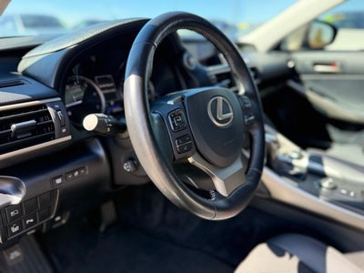 2018 Lexus IS 300