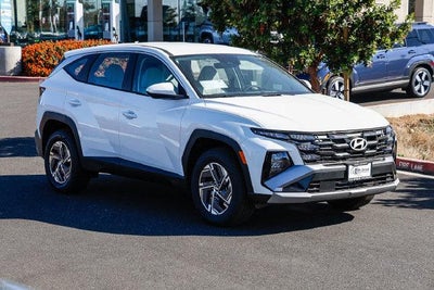 2026 Hyundai Tucson Hybrid Blue SE