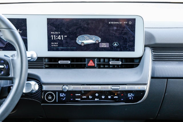 2024 Hyundai IONIQ 5 SE