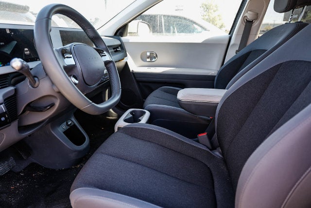 2024 Hyundai IONIQ 5 SE