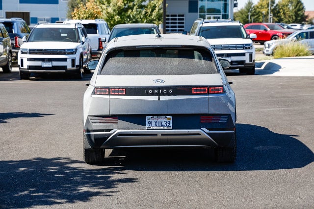 2024 Hyundai IONIQ 5 SE