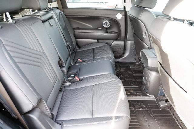 2026 Hyundai Palisade Hybrid SEL Premium 8P