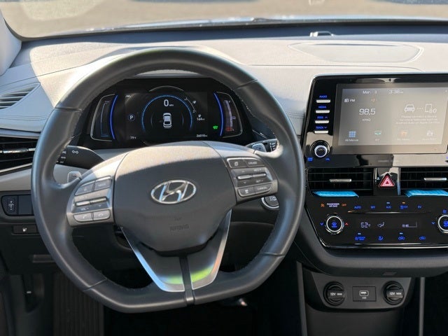 2020 Hyundai Ioniq Electric SE