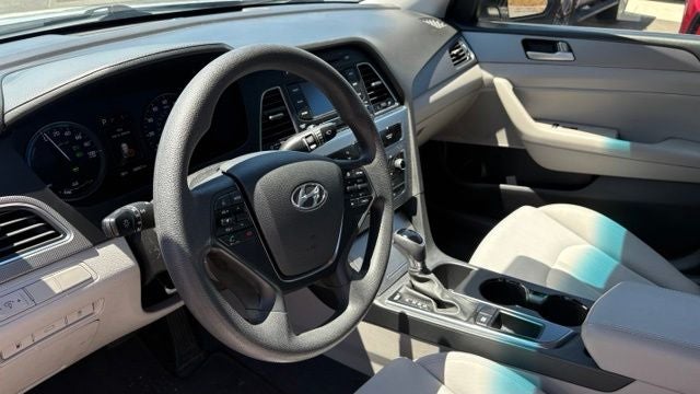 2016 Hyundai Sonata Hybrid SE