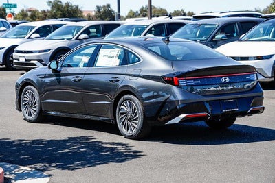 2026 Hyundai Sonata Hybrid Limited