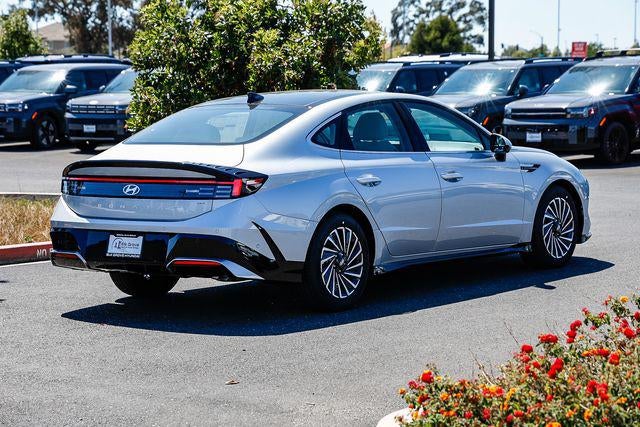2026 Hyundai Sonata Hybrid Limited