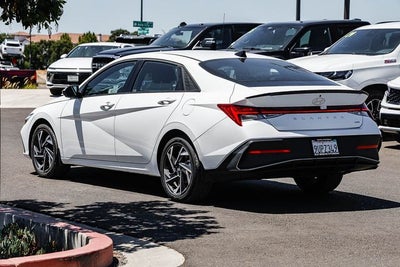 2025 Hyundai Elantra Hybrid SEL Sport