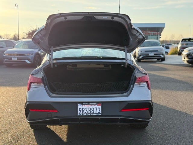 2025 Hyundai Elantra Hybrid SEL Sport