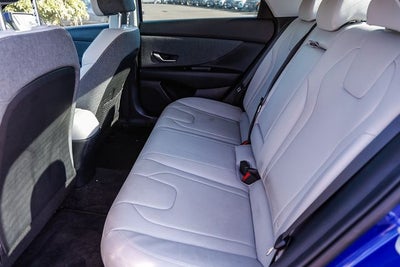 2023 Hyundai Elantra Hybrid Limited