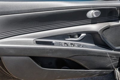 2022 Hyundai Elantra Hybrid Limited