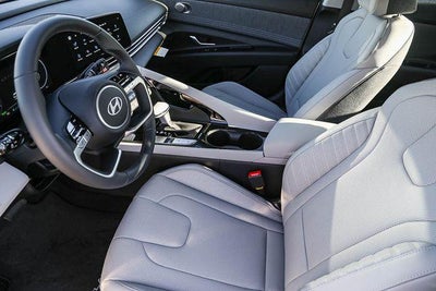 2026 Hyundai Elantra Hybrid Limited