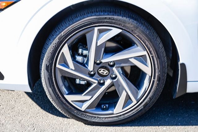 2025 Hyundai Elantra Hybrid Limited