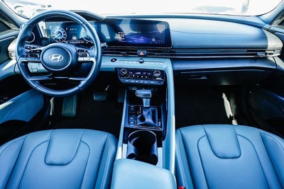 2025 Hyundai Elantra Hybrid Limited