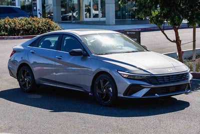 2026 Hyundai Elantra SEL Sport Premium