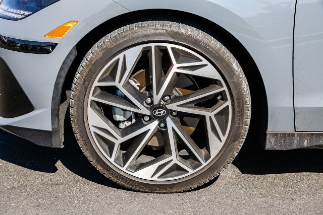2025 Hyundai IONIQ 6 SEL
