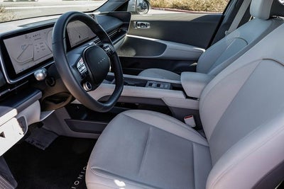 2025 Hyundai IONIQ 6 SEL