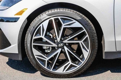 2025 Hyundai IONIQ 6 SEL