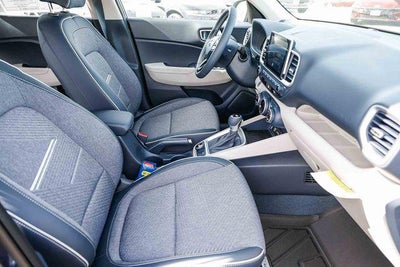 2026 Hyundai Venue SEL w/Two-Tone Roof