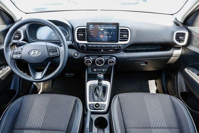 2026 Hyundai Venue SEL w/Two-Tone Roof