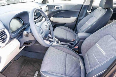 2026 Hyundai Venue SEL w/Two-Tone Roof