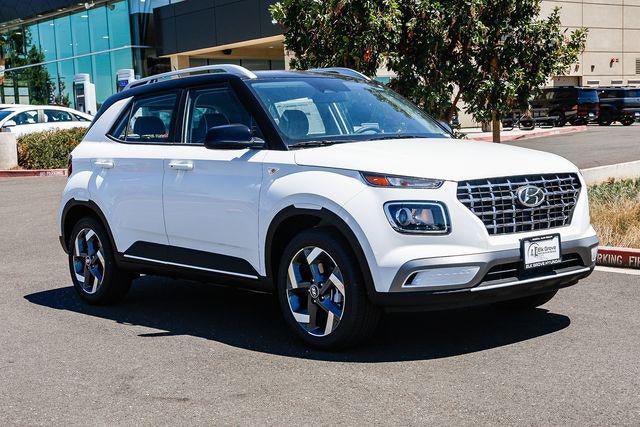 2026 Hyundai Venue SEL w/Two-Tone Roof