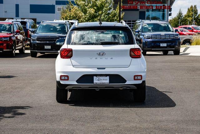 2026 Hyundai Venue SEL w/Two-Tone Roof