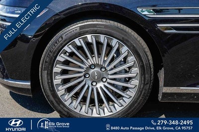 2023 Genesis Electrified G80 Base