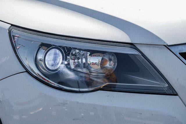 2011 Volkswagen Tiguan SEL